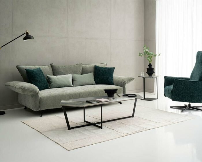 FlySofa05-700x560_1