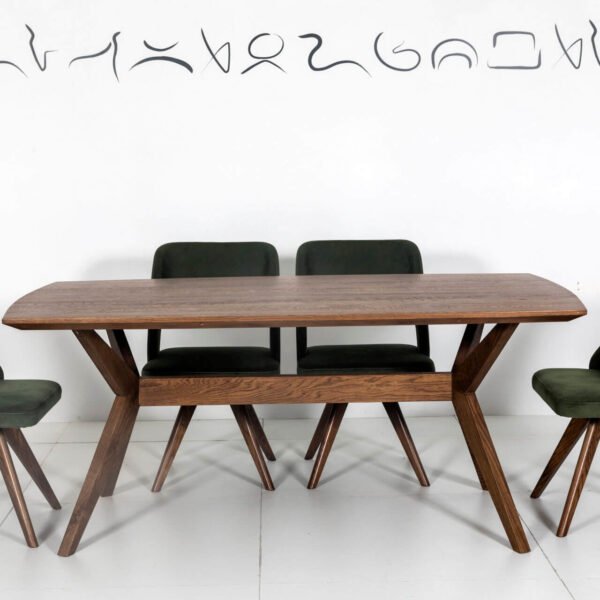 ΤΡΑΠΕΖΑΡΙΑ 'FAMILY'